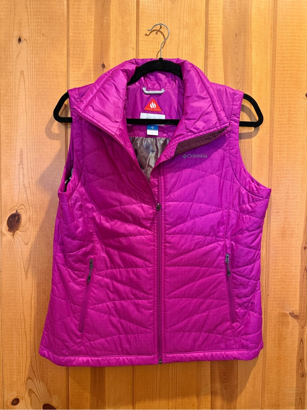 Columbia Women's Bright Magenta Quilted Vest